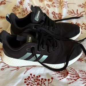 Adidas pure motion running shoes women’s